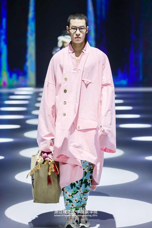 畢業(yè)設(shè)計丨浙江理工大學(xué)服裝學(xué)院2021屆畢業(yè)設(shè)計作品發(fā)布會開幕式暨服裝與服飾設(shè)計專業(yè)畢業(yè)作品展演舉行