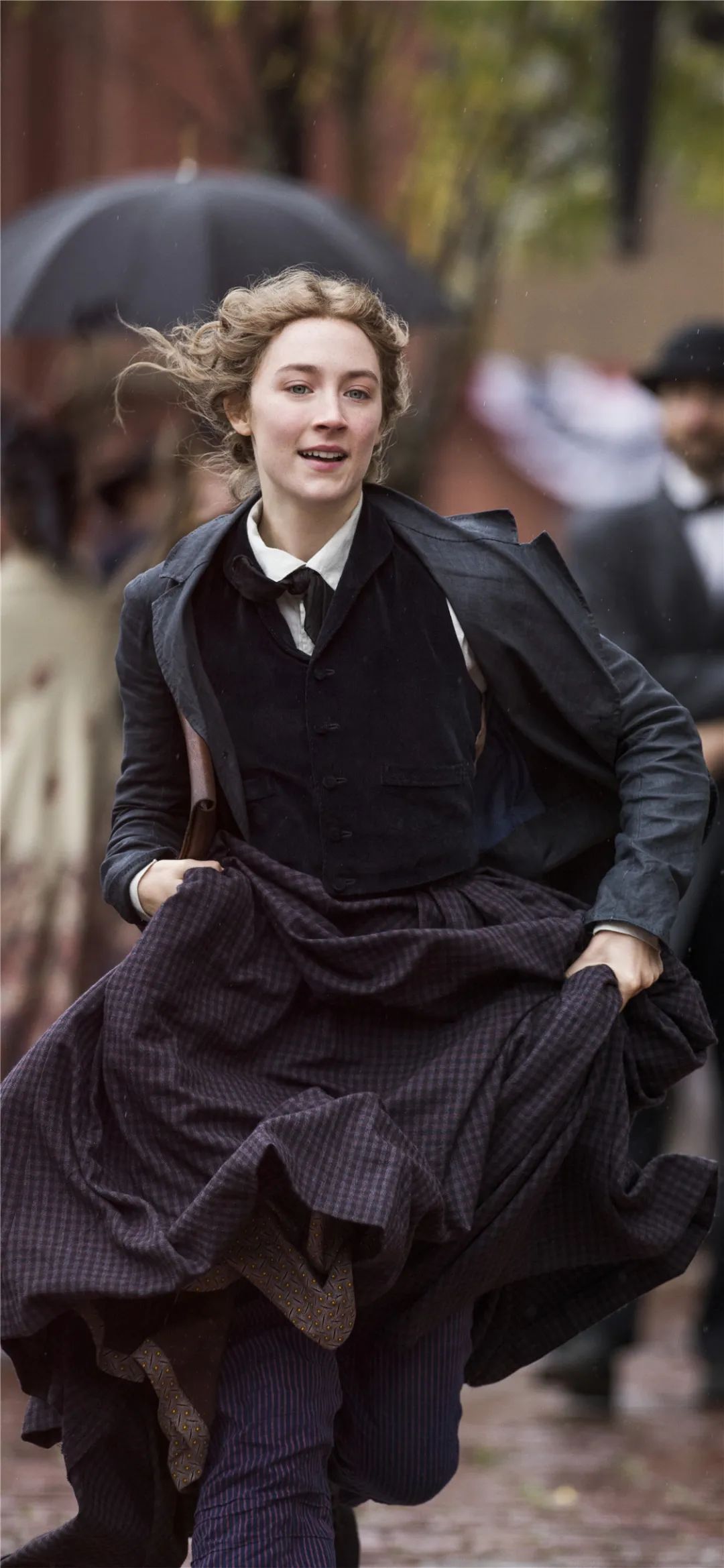 想摘得奧斯卡“最佳服裝設計獎”,需要下多少工夫? | 《小婦人》壁紙分享